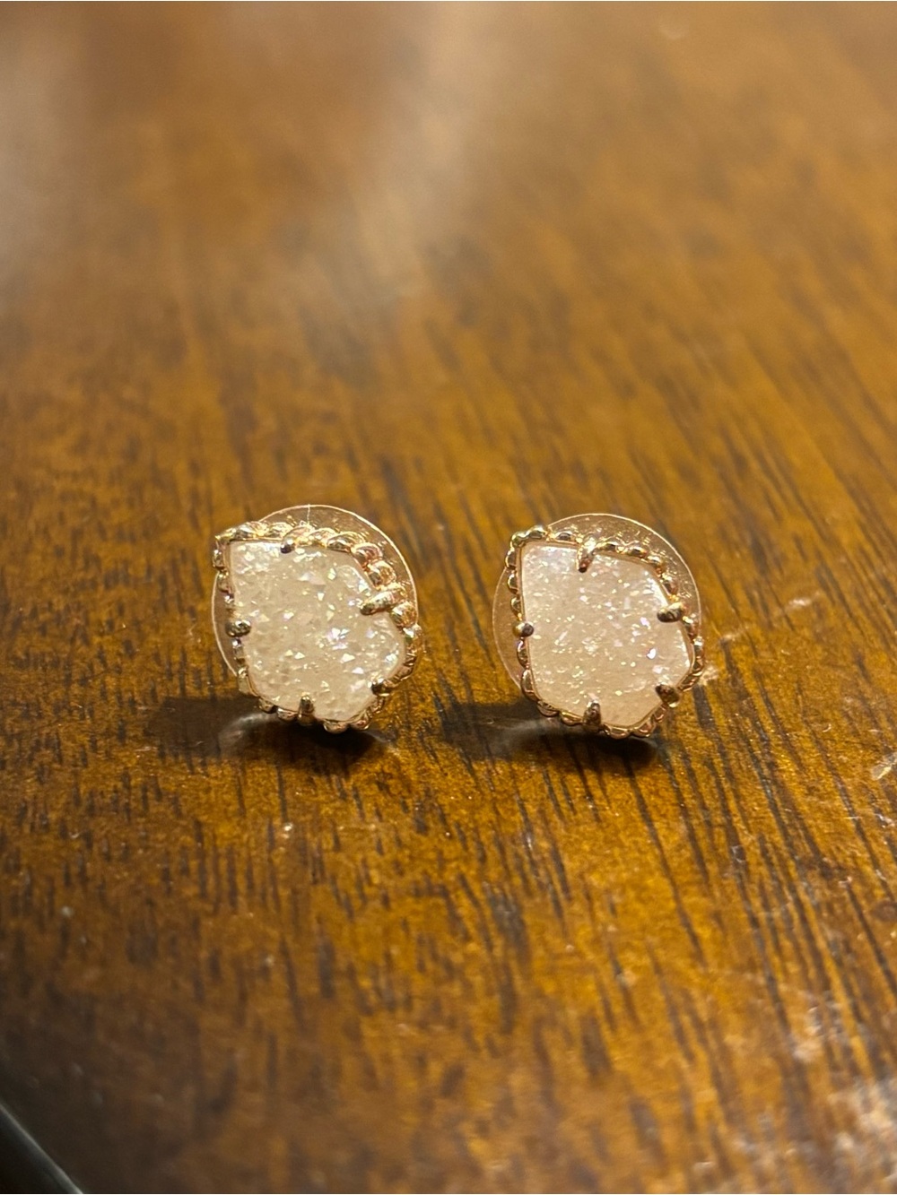 Kendra Scott stone stud earrings